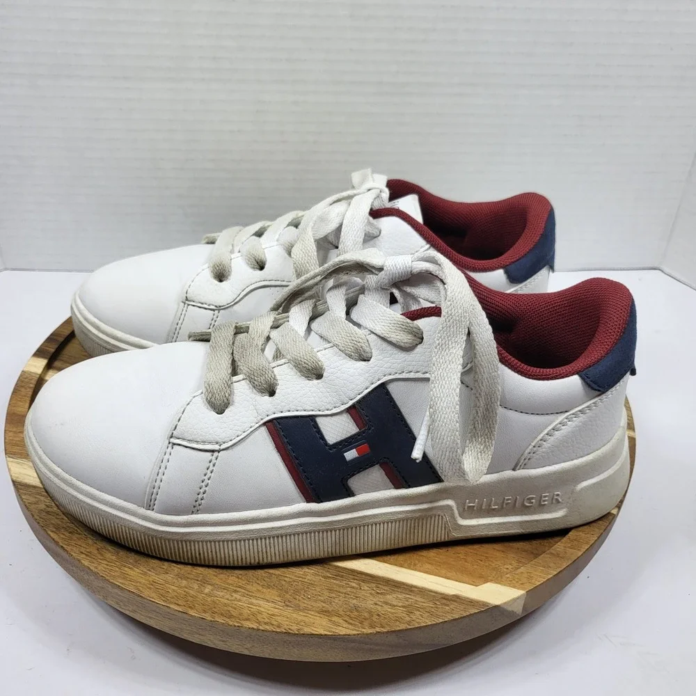 Tommy Hilfiger ai models